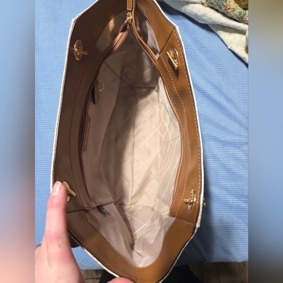 Michael Kors Jet Set Large Signature Logo Shoulder Bag Vanilla With Dust Bag - Picture 4 of 4